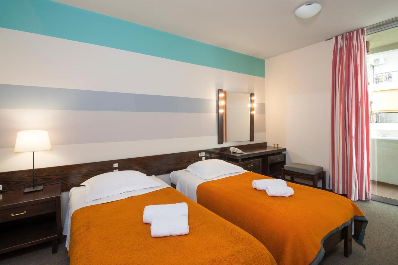 Marina Alimos Hotel Apartments Athens Ngoại thất bức ảnh