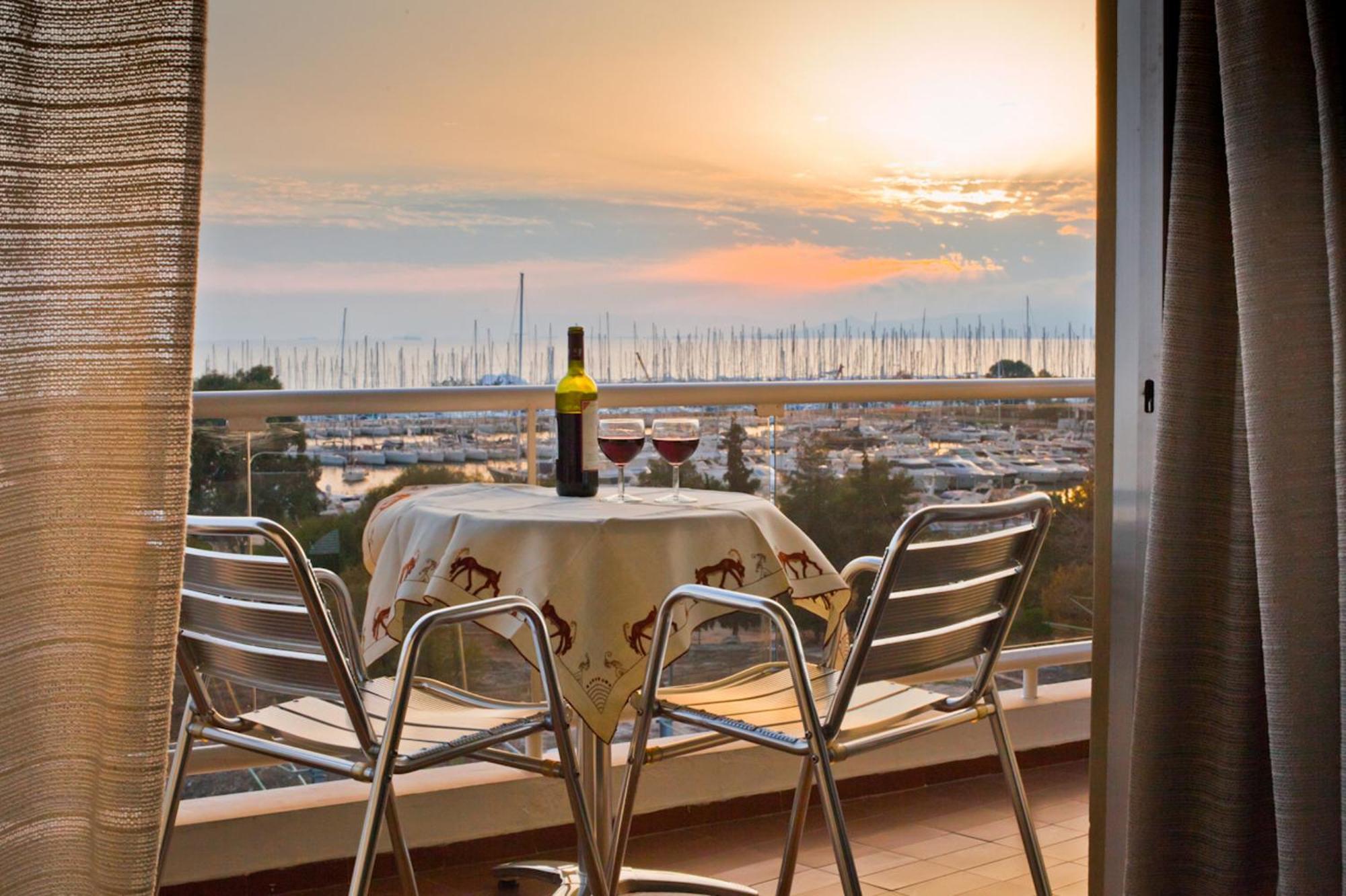 Marina Alimos Hotel Apartments Athens Ngoại thất bức ảnh