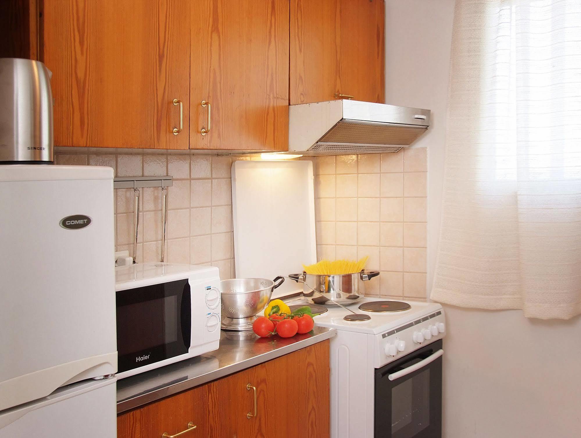Marina Alimos Hotel Apartments Athens Ngoại thất bức ảnh