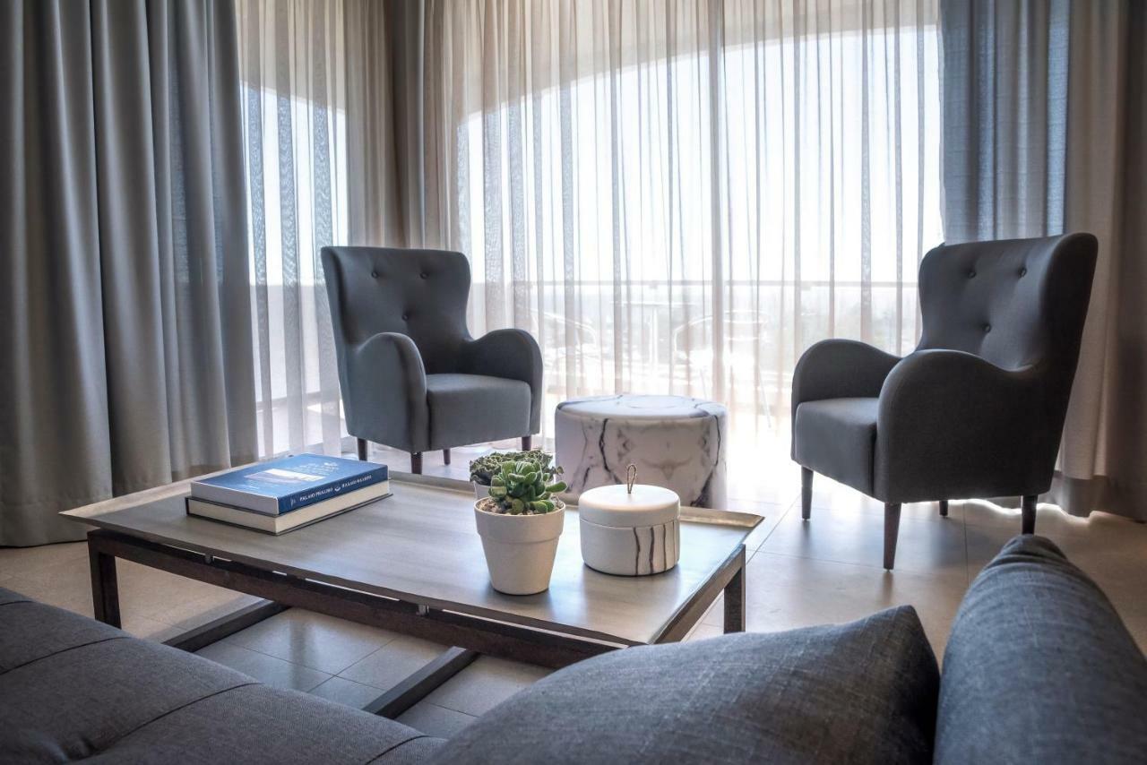 Marina Alimos Hotel Apartments Athens Ngoại thất bức ảnh
