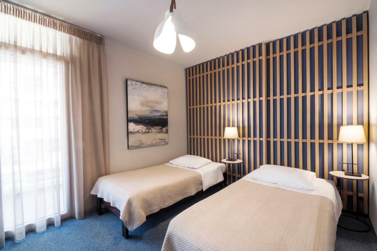 Marina Alimos Hotel Apartments Athens Ngoại thất bức ảnh